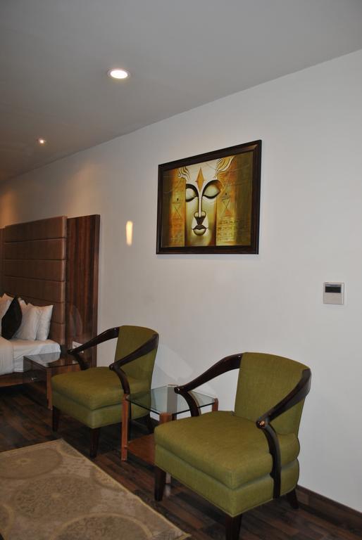 Hotel One Earth Avaas Amritsar Zewnętrze zdjęcie
