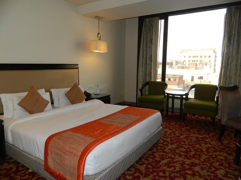 Hotel One Earth Avaas Amritsar Zewnętrze zdjęcie