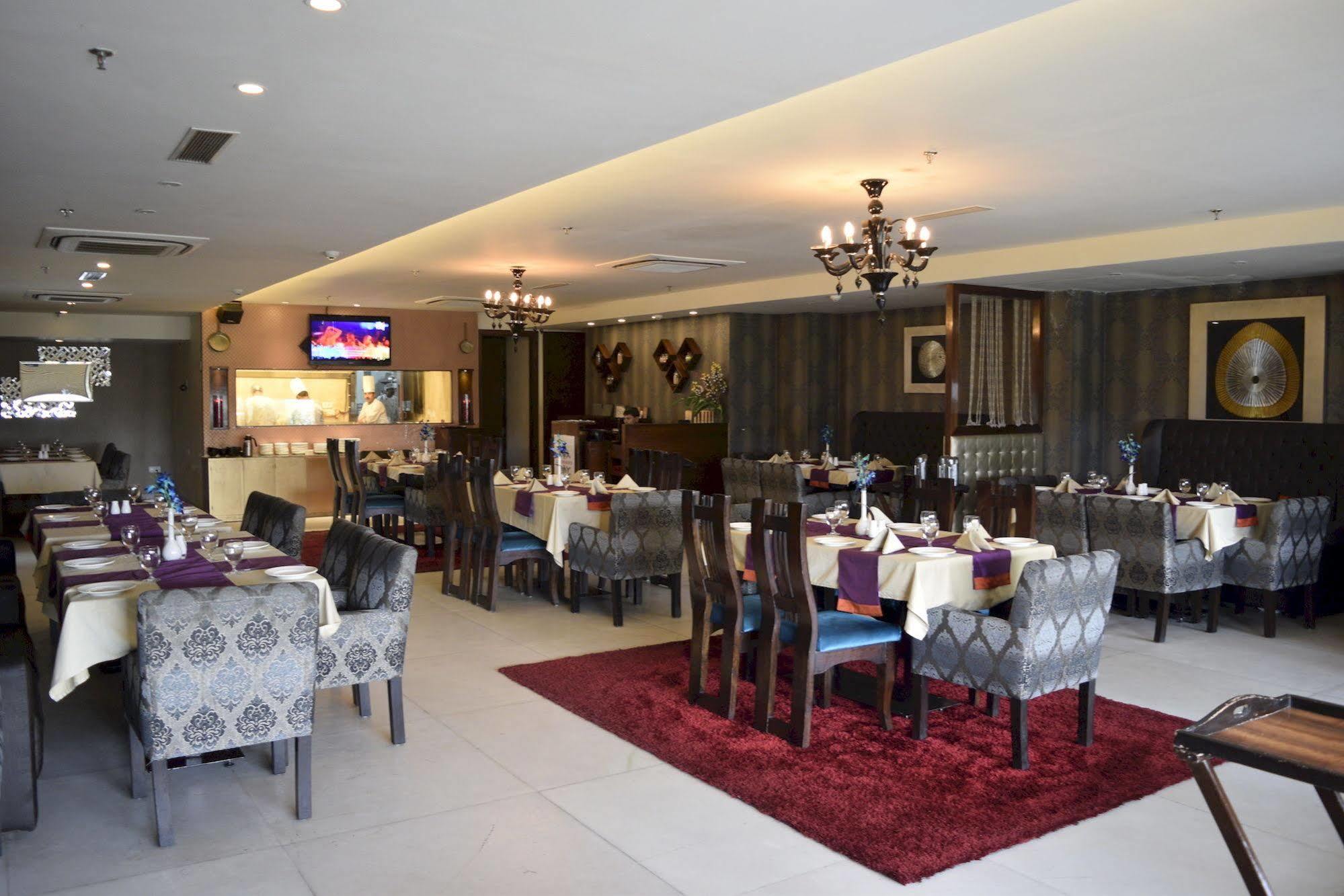 Hotel One Earth Avaas Amritsar Zewnętrze zdjęcie