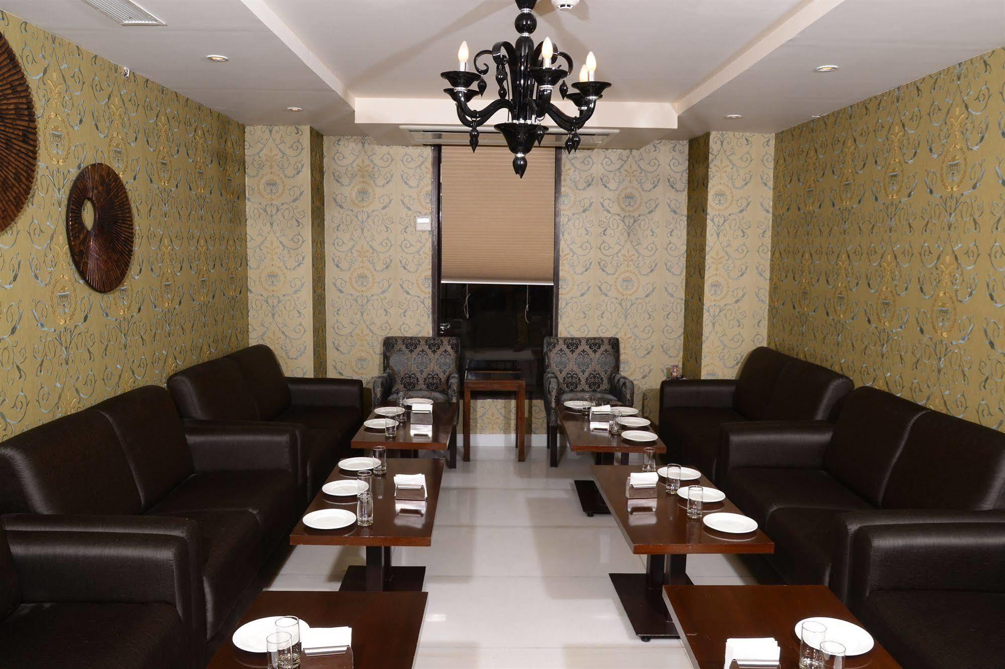 Hotel One Earth Avaas Amritsar Zewnętrze zdjęcie
